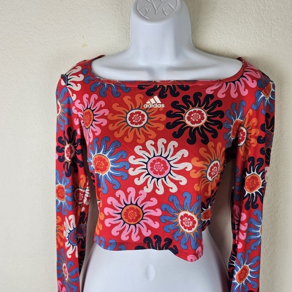 Adidas x FARM Rio Long Sleeve Crop Top S Red Pink Floral NWT Activewear - Picture 7 of 12